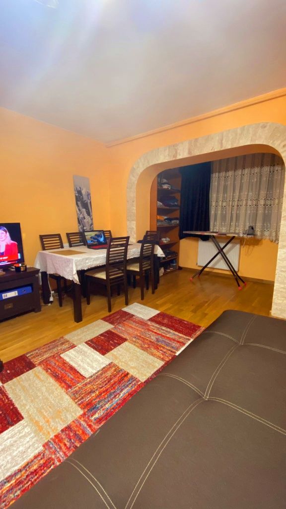 Dau în chirie apartament cu 2 camere, 50 m², în zona Muzeul Apei