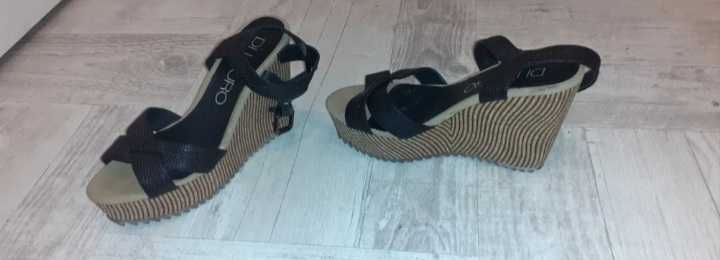 Sandale din piele cu platforma, mas 38