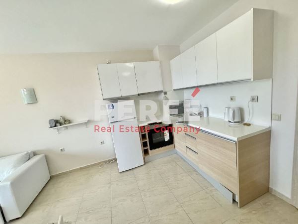 Продава се Двустаен апартамент в Свети Влас - 65 кв.м за 1624 €/кв.м - Снимка #2