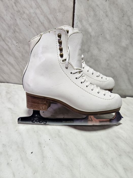 Patine 2009 gheata patinaj artistic  Jackson marime 36-37 (24 cm)