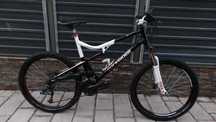bicicleta full suspension Rockrider
