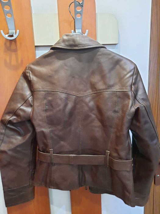 Дамско кожено яке BATA естествена кожа