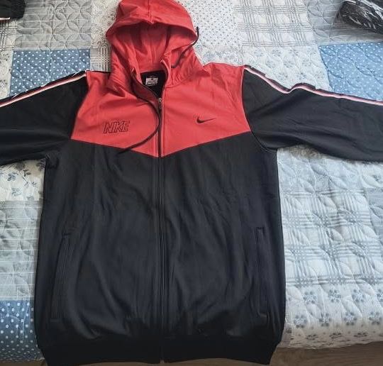 Дрехи Nike , Armani exchange ,Calvin klein