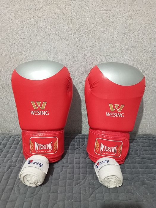 продам перчатки wesing