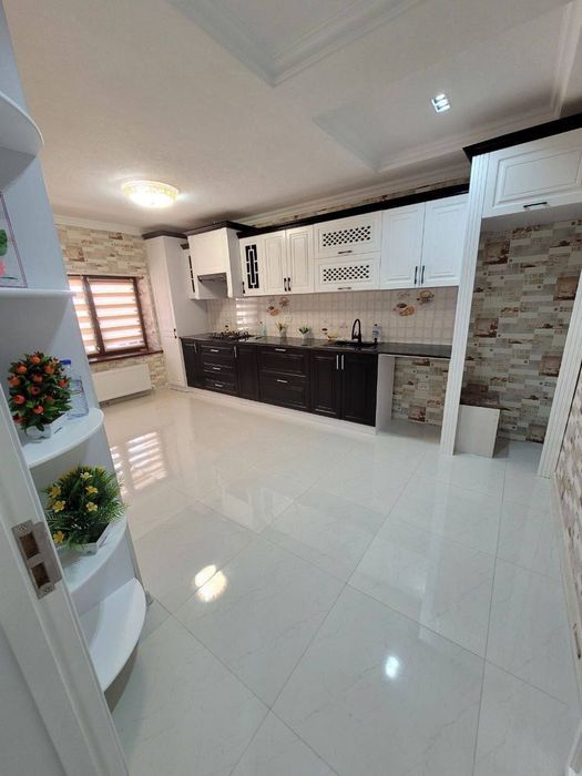 Келес шахар Замона туйхона бетонка якин 3 хонали