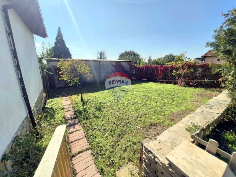 Селска къща за продажба, село Езерово, обл. Варна Т4212