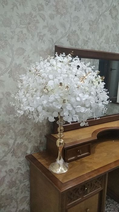 Suniy stol gullari, to'yxonalar va xonadonlar uchun