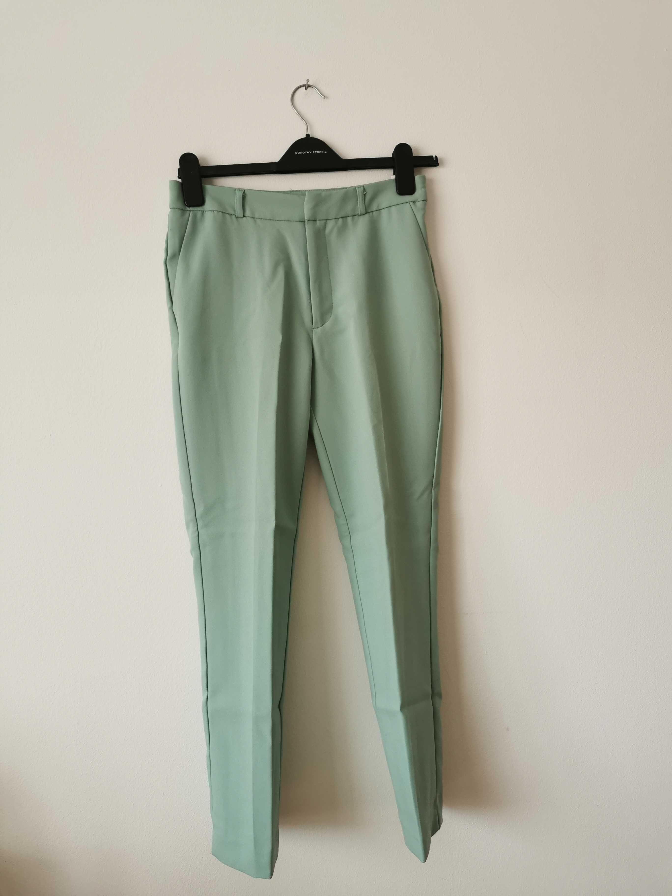 Pantaloni bleu Stradivarius