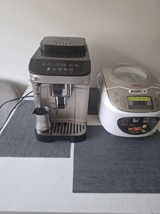 Aparat de cafea DeLonghi MAgnifica Evo / Cadou Multicooker Tefal Nou.