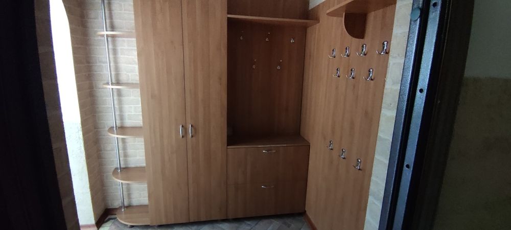 Шкаф гардеробный для прихожей