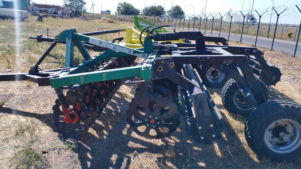 Борона дисковая БДМ 2,4х2 УШК (16 раб. органов)