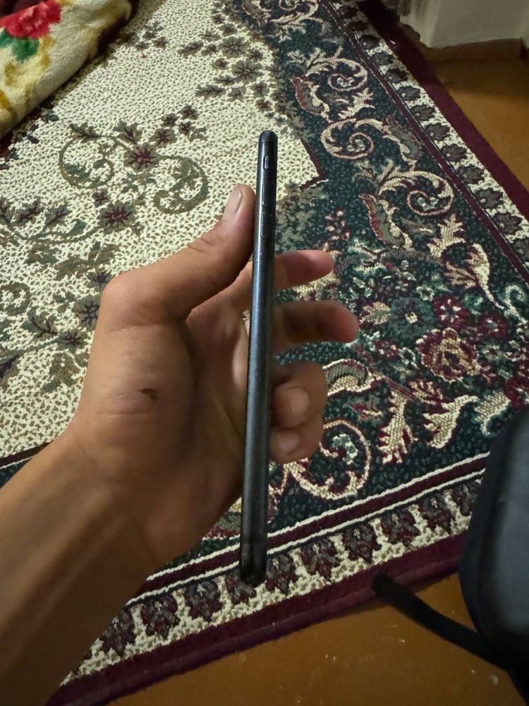 Iphone 7+ lla holati zur