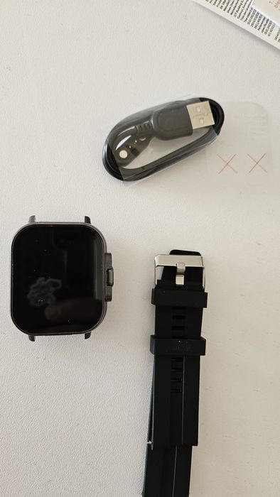 Smartwatch 2in1 cu Căștin2025