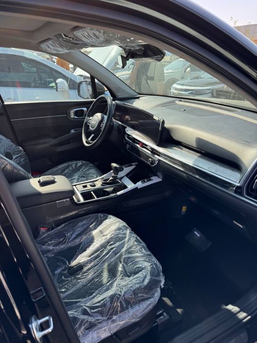 Kia Sorento 2024 yil 2.5  7 O’rinlik