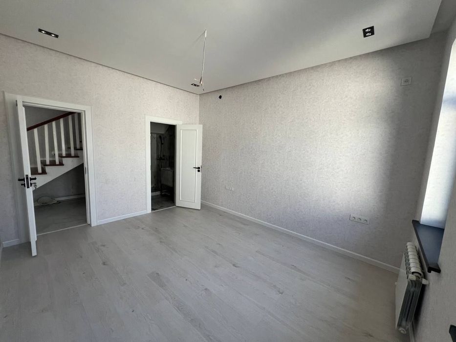 срочно продается новый Евродом циалковиский 2-соток 3-уровень 6-комн