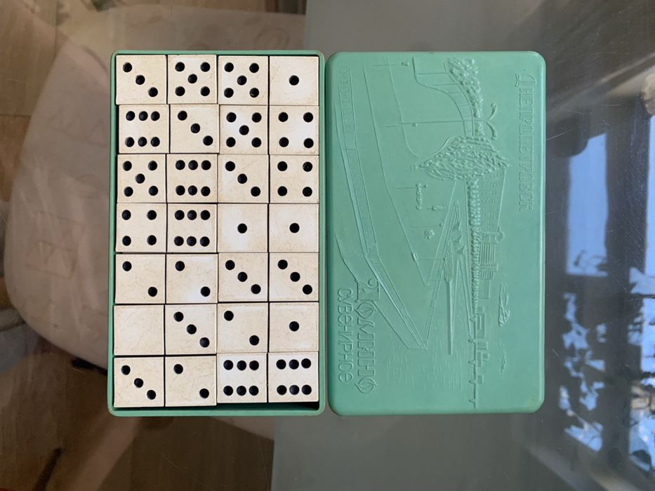 Продается домино сувенирное