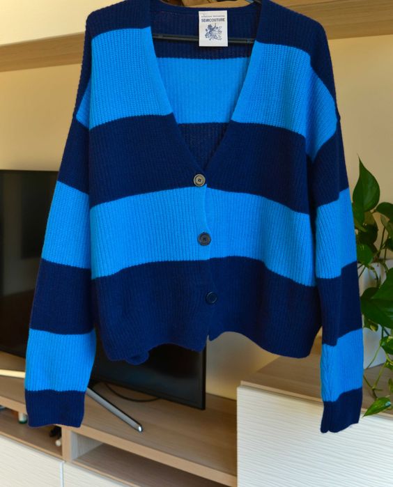 Жилетка 80% Вълна Semicouture Made in Italy