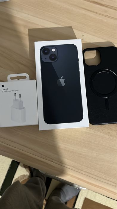 Продается iPhone 13 128Gb