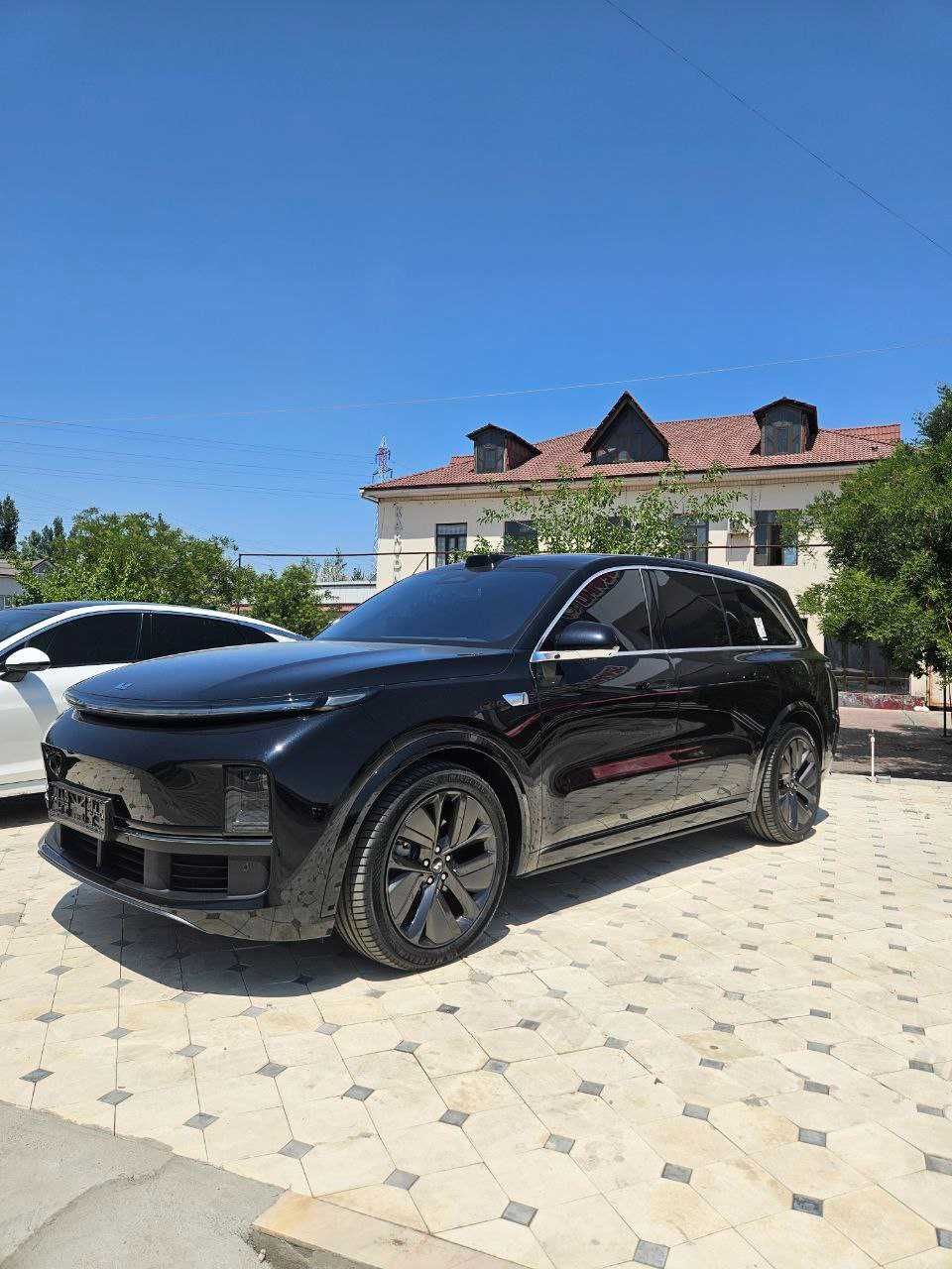 LI L9 ULTRA yil 2024 yurgani 6700 tozza bron plonka master akkaund