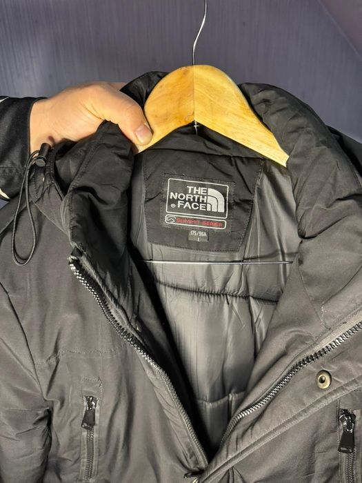 Продам куртку зимнюю