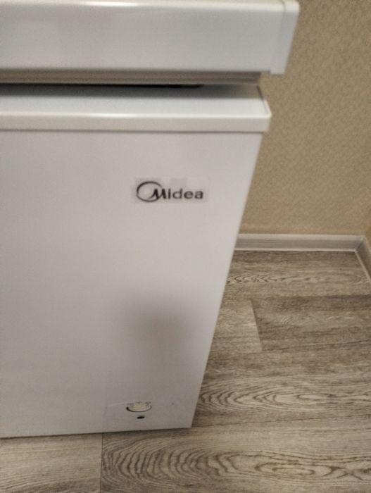 Продам морозильную камеру