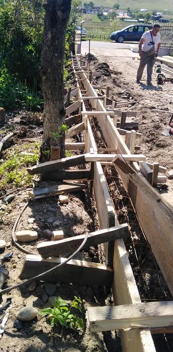 Vând garduri și porți