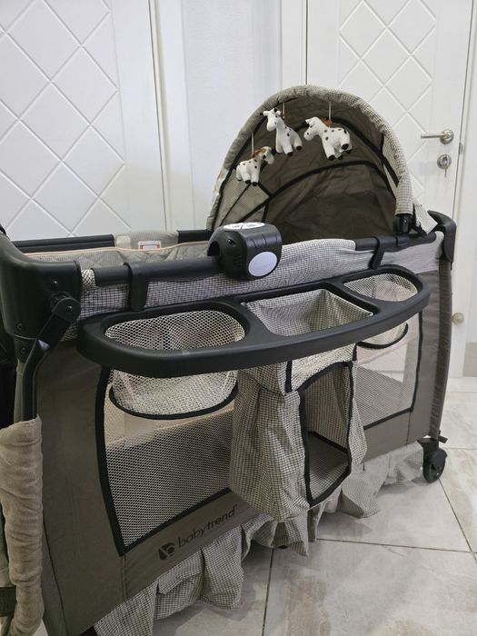 Новая кроватка манеж