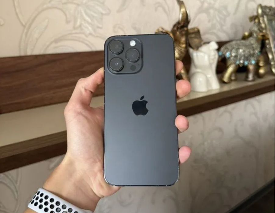 Срочно продам айфон 14 про макс