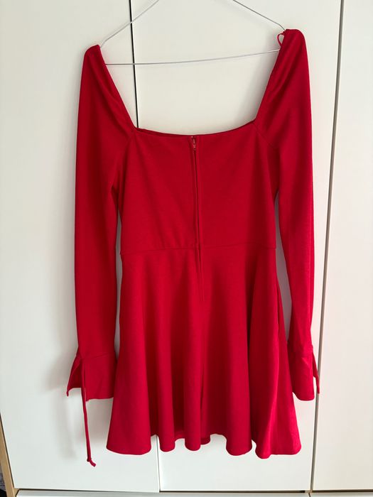 Дамска рокля в червено Francesca’s