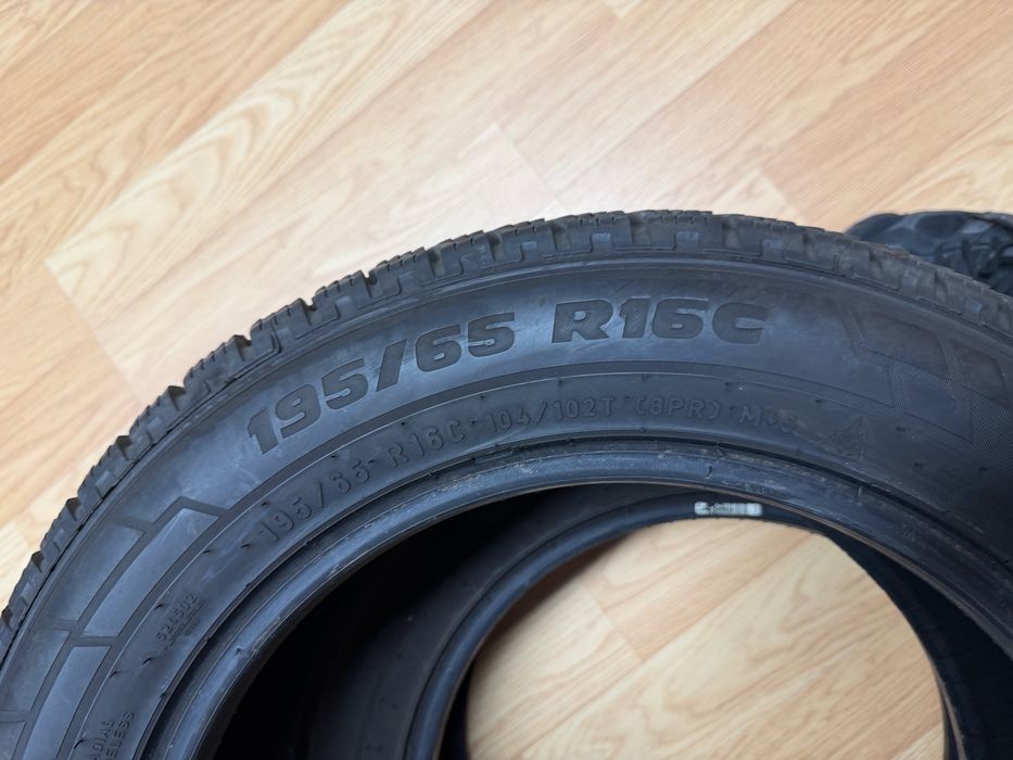Vand 2 cauciucuri Pirelli Carrier Winter 195/65 R16C  DOT 2022