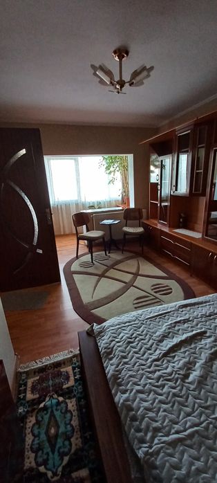 Închiriez garsoniera în Hateg .