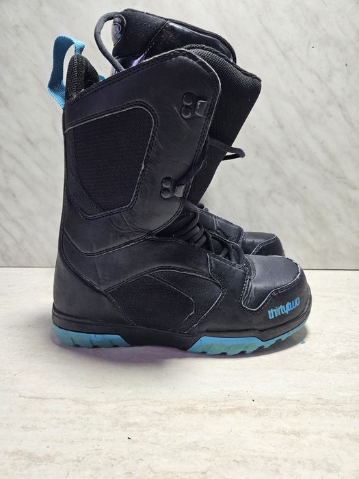 Boots 121 buti placa snowboard   Thirtytwo mărimea 42  ( 27  cm) .