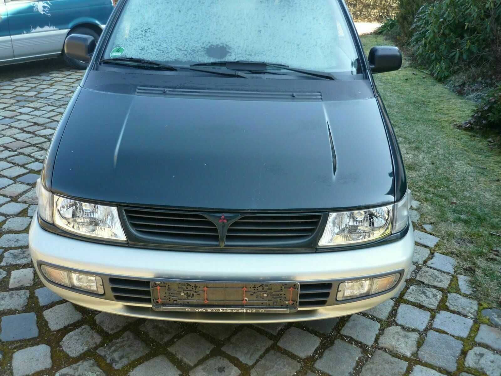 Mitsubishi Space Runner 1.8 122k.c. На части!!!