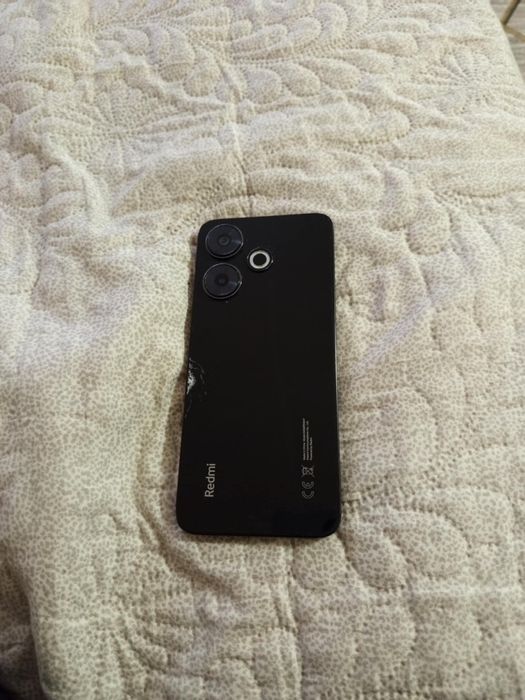Редми 13  не с гаранция