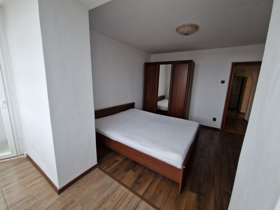 Închiriere apartament 2 camere, mobilat modern, cu centrală și AC