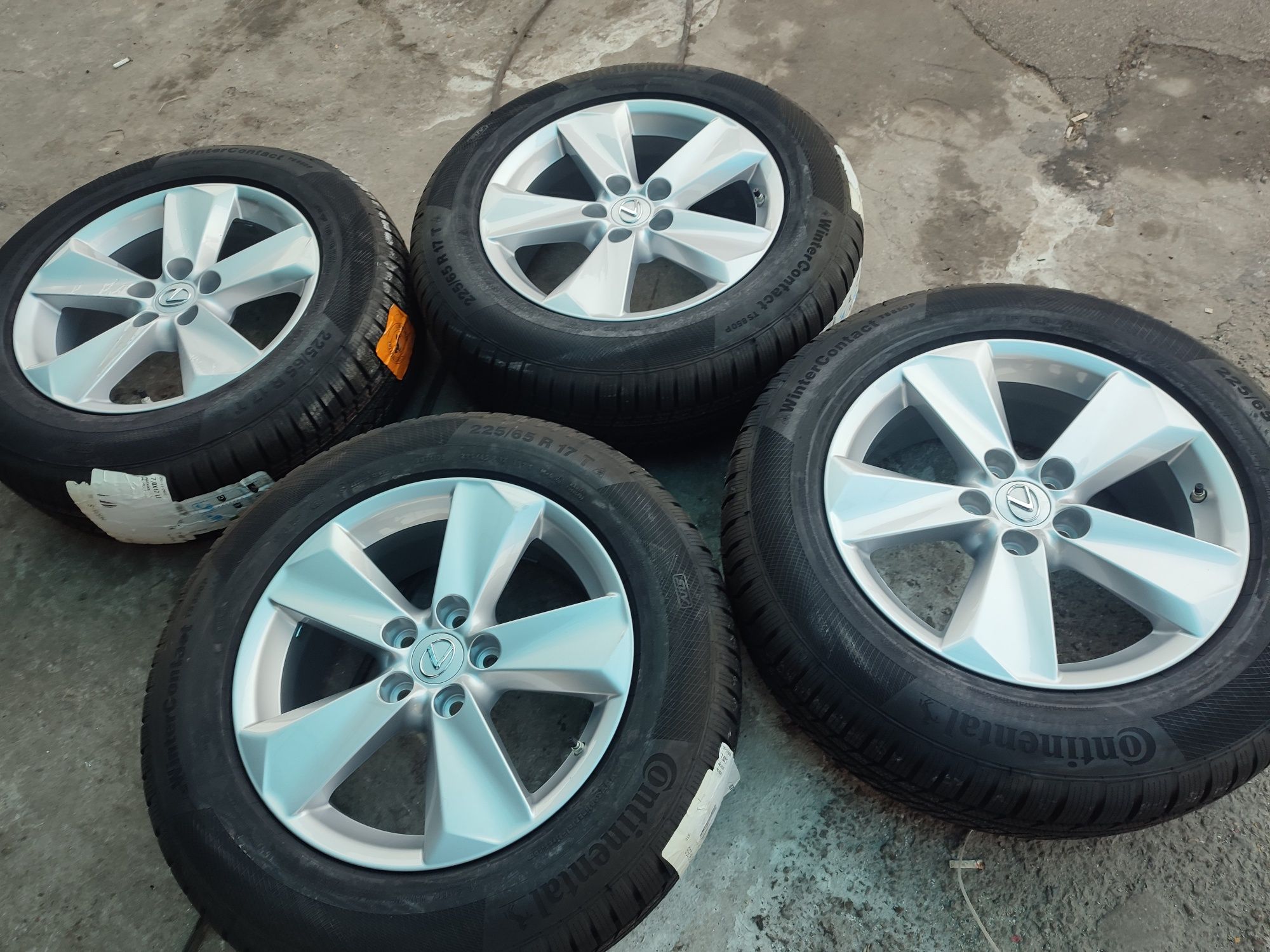 17" оригинални алуминиеви джанти за Toyota Rav4/Lexus.