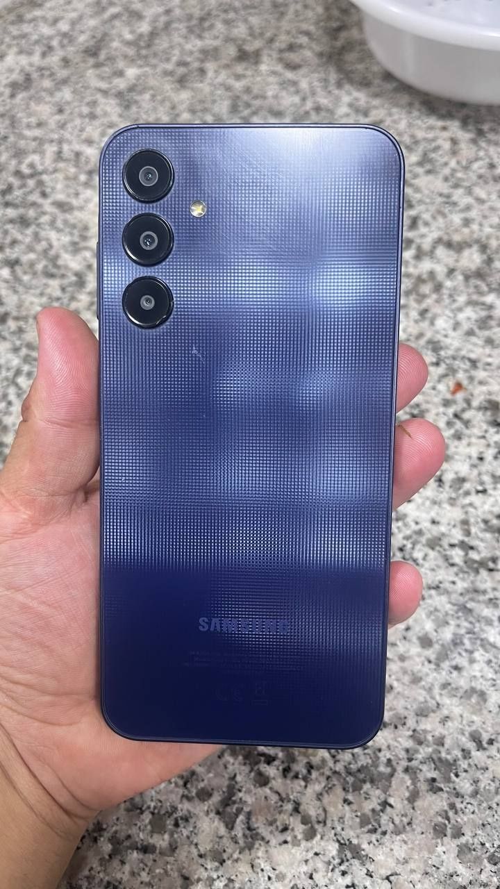Samsun A25 5G srocna sotiladi