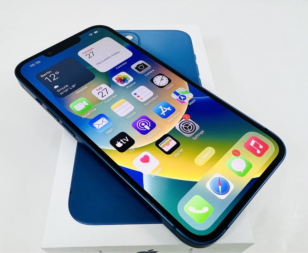 Apple iPhone 13 256GB Blue Отличен! Гаранция!