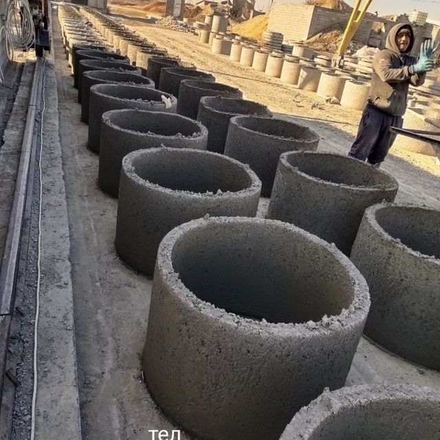 Kalouds o'rnatish qazish va yetqazib berish