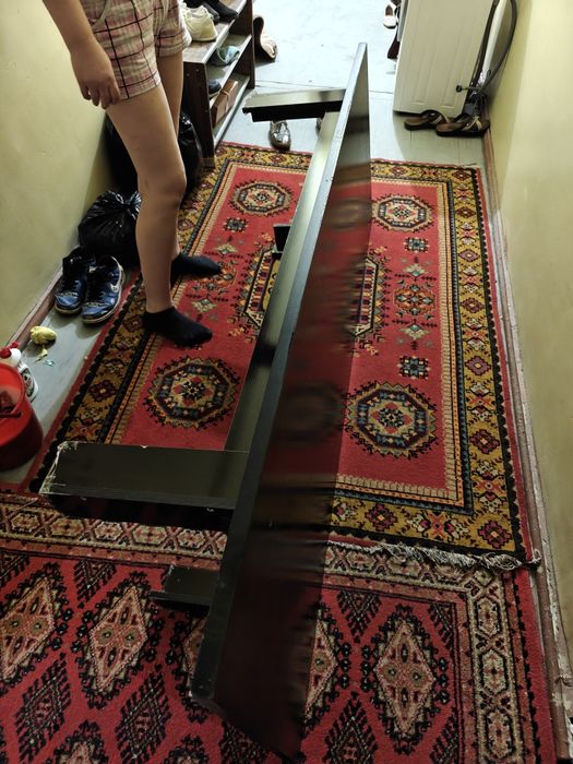 Стол в идеальном состоянии