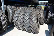 Cauciucuri Tractor spate  13.6-28 BKT 8 PLY Noi cu garantie AgroMir