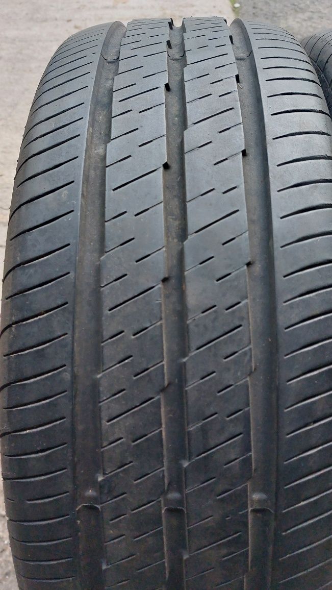 Гуми за Бус 235/65/16 C Continental VancoEco 4 броя