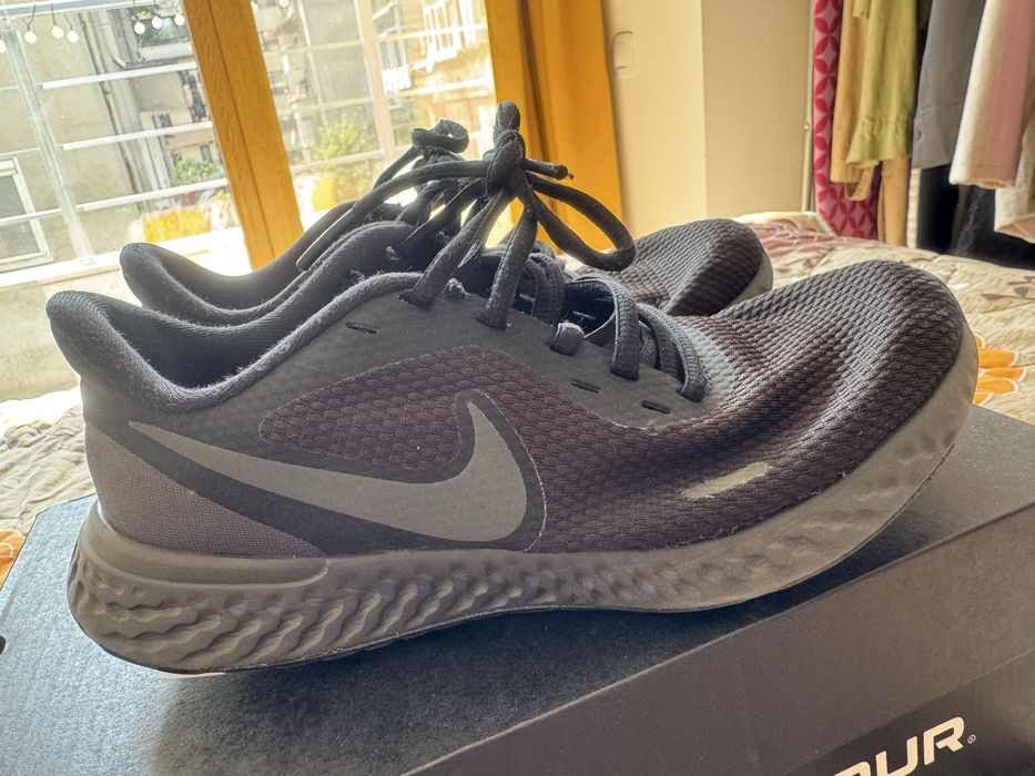 Дамски маратонки Nike