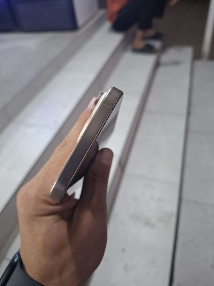 Iphone 16 pro max 256 gb Iwatch 9 45 mm
