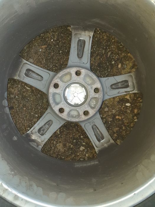 Vand jante bmw cu anvelope de iarna 245/50 r18