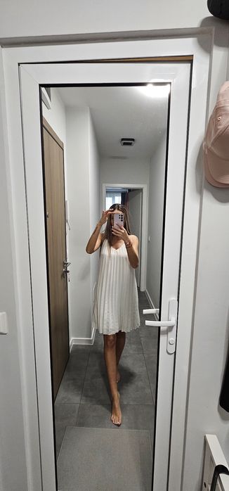 Свежи роклички xs размер