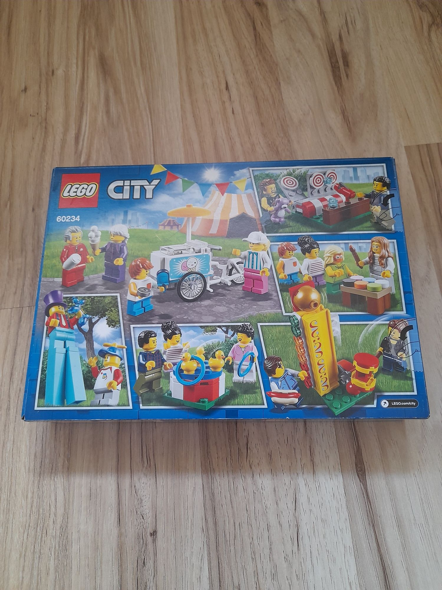 LEGO nou original City Town  Parcul de distractii 60234