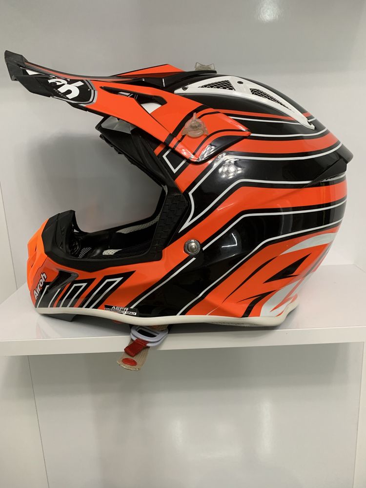 2 Каски Airoh Aviator
