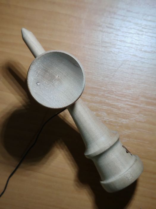 Sol kendama (doar kenul)