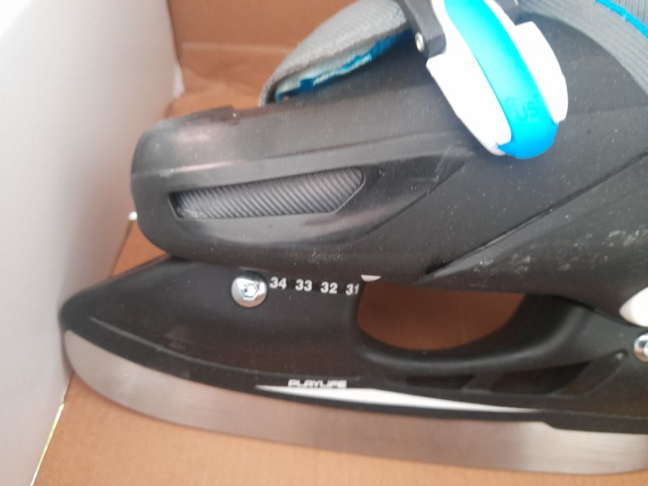 Patine noi marimea 34